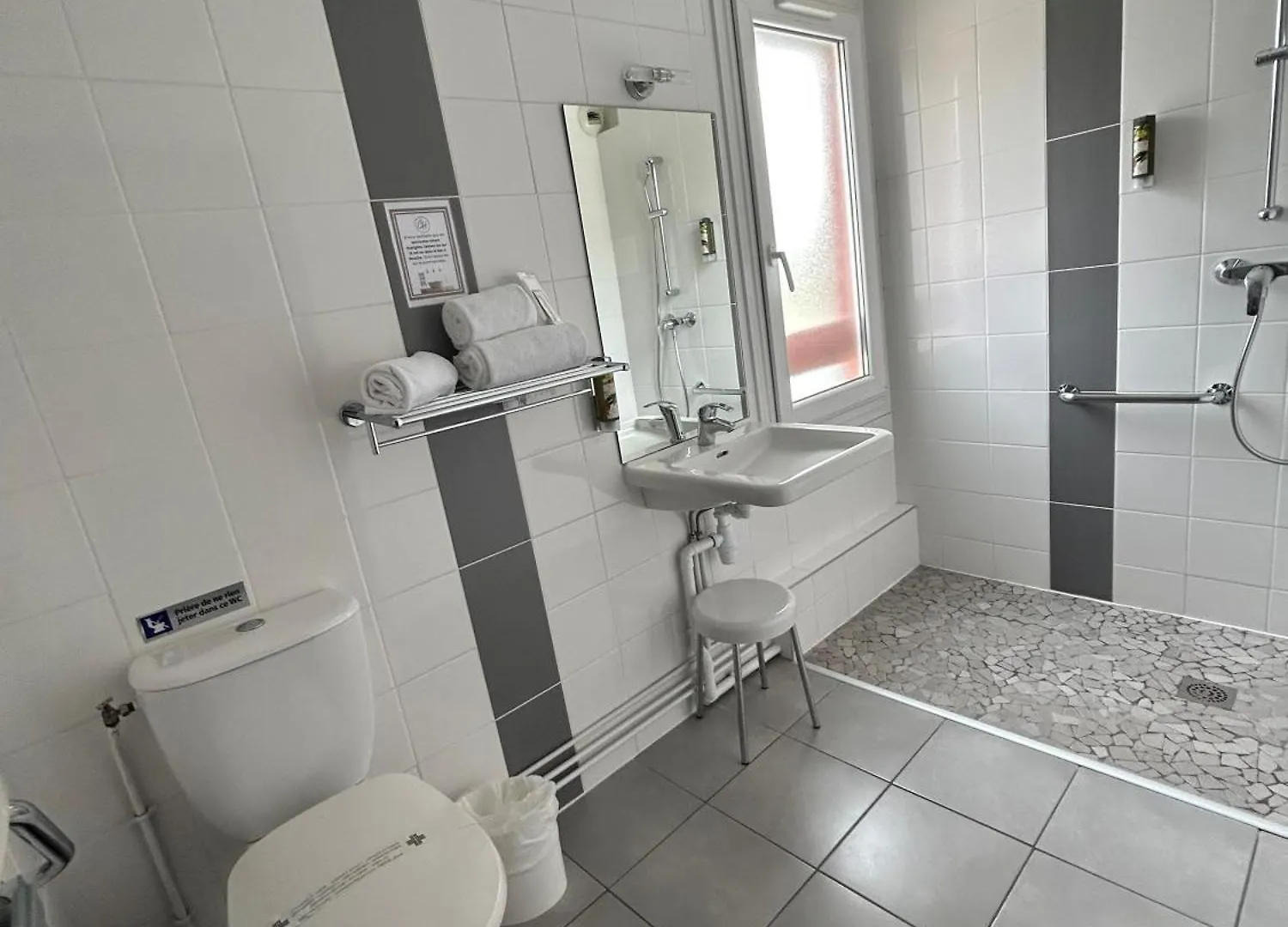 Hotel Logis Cris Hôtel, Lyon Sud Corbas