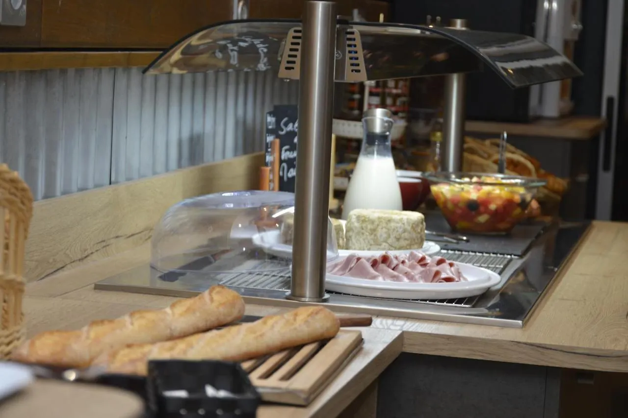 Logis Cris Hotel Et Restaurant, Lyon Sud-Est Corbas 3*,