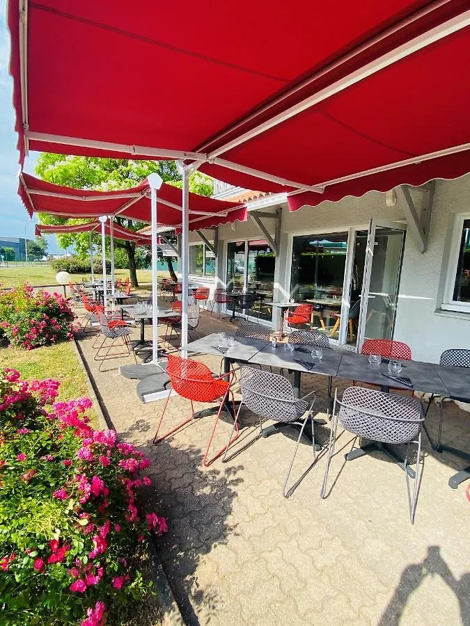 Logis Cris Hotel Et Restaurant, Lyon Sud-Est Corbas France
