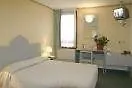 Logis Cris Hotel Et Restaurant, Lyon Sud-Est Corbas