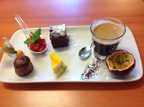 Logis Cris Hotel Et Restaurant, Lyon Sud-Est Corbas